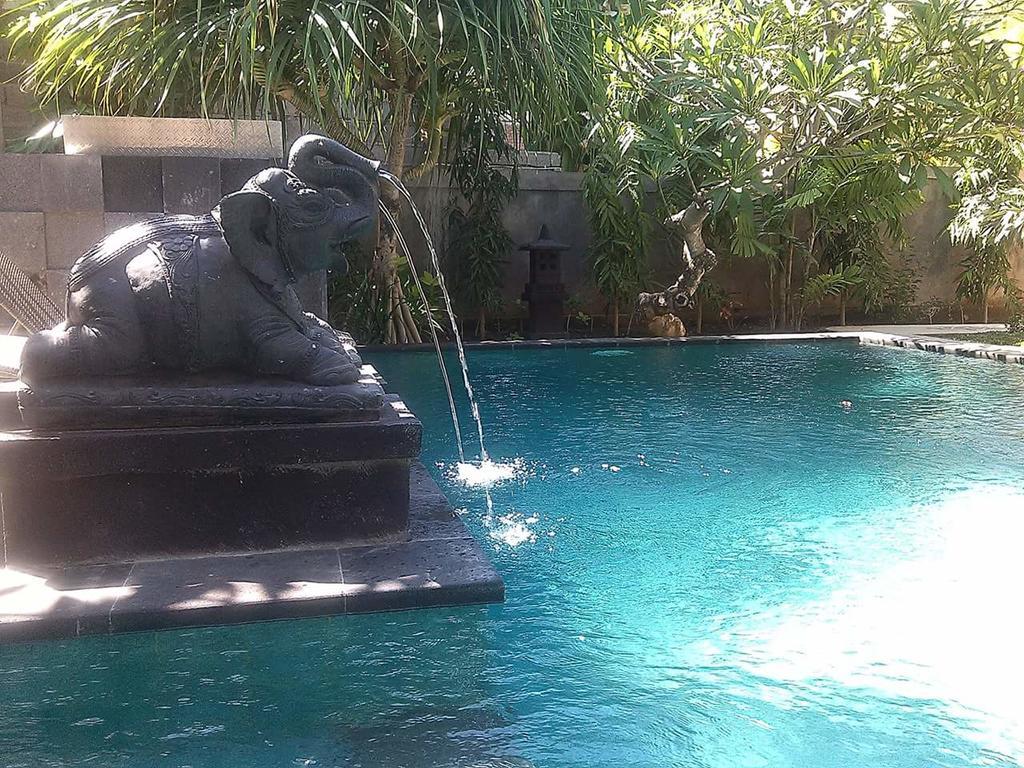 אמד Alami Resort, Restaurant And Dive Center מראה חיצוני תמונה