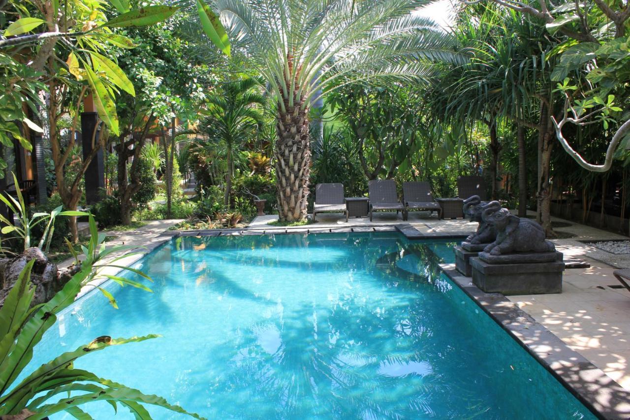 אמד Alami Resort, Restaurant And Dive Center מראה חיצוני תמונה